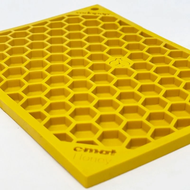 TAPIS DE LÉCHAGE ET D’OCCUPATION COMPACT POUR CHIEN ET CHAT - MOTIF NID D'ABEILLE 🐝 - Image 4